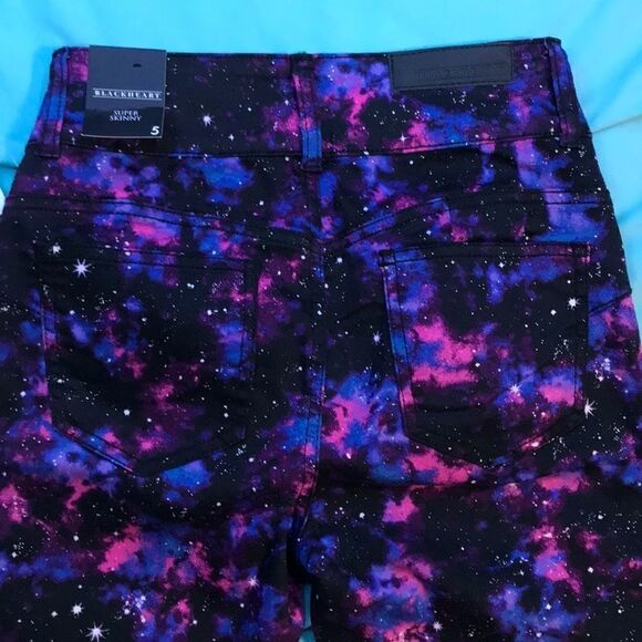 Blackheart Galaxy Skinny Jeans Junior’s Size 9 - Picture 6 of 8
